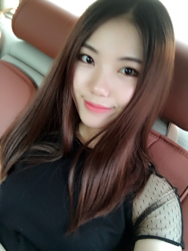 盛开的花朵的第二张照片--烟台相亲服务中心