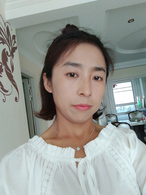 柠檬的第一张照片--烟台相亲服务中心