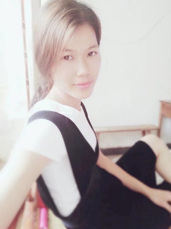 婷婷的第一张照片--烟台相亲服务中心