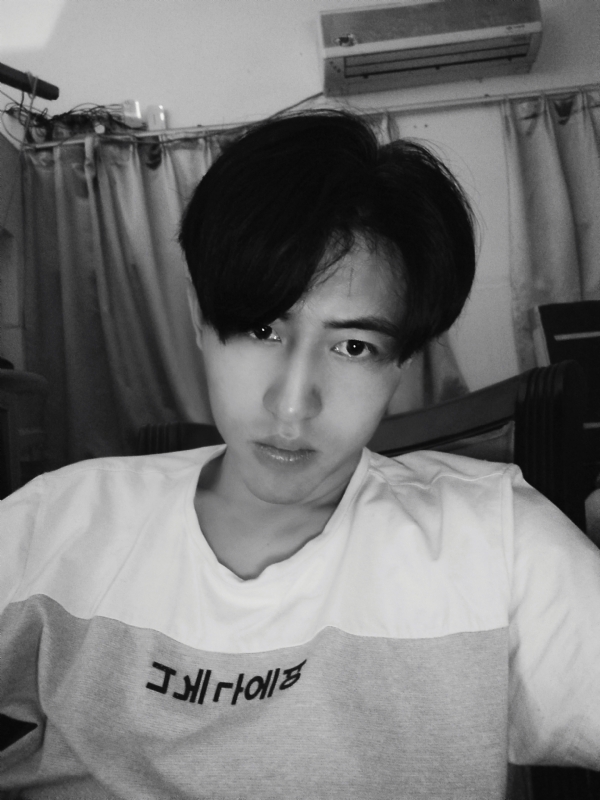 斷笔的第一张照片--烟台相亲服务中心