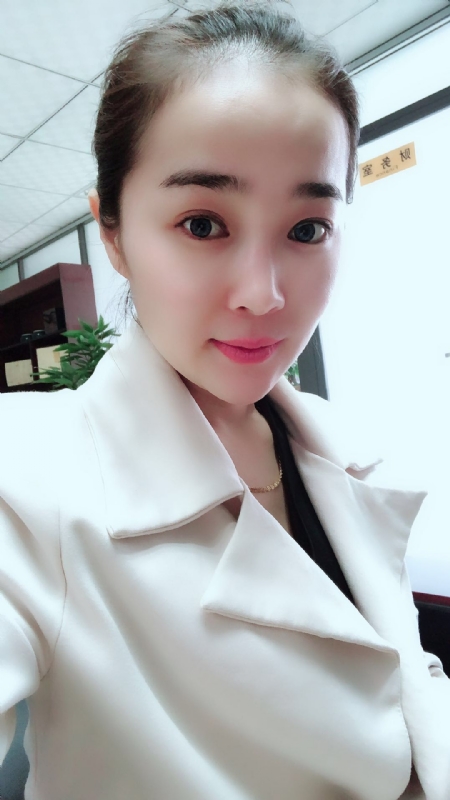 相拥未来的第二张照片--烟台相亲服务中心