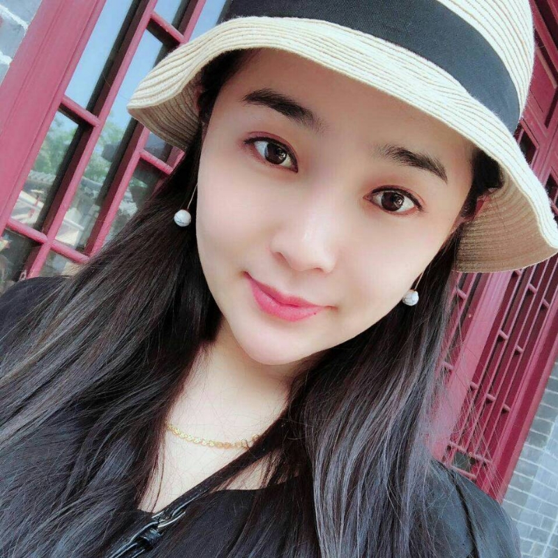 相拥未来的第三张照片--烟台相亲服务中心