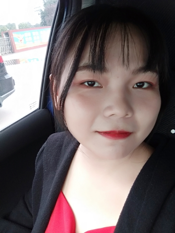 小五同学的第一张照片--烟台相亲服务中心