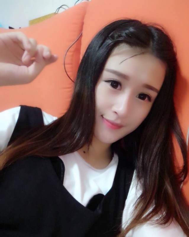 花开的季节的第一张照片--烟台相亲服务中心