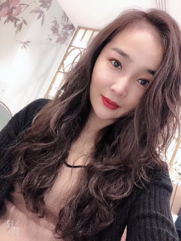 薇薇123的第一张照片--烟台相亲服务中心