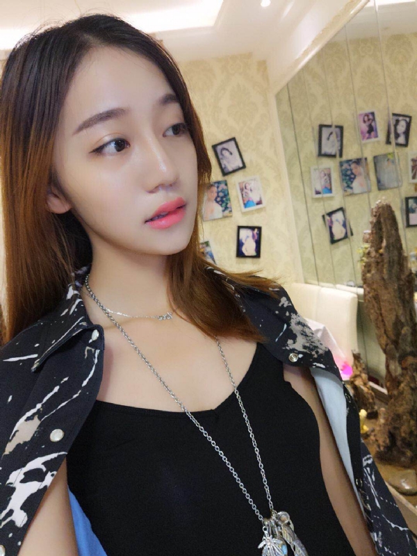 凉兮的第一张照片--烟台相亲服务中心