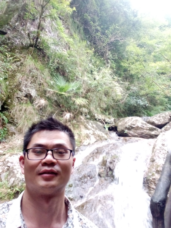 归属的第一张照片--烟台相亲服务中心