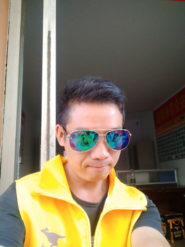 天荒地老的第一张照片--烟台相亲服务中心