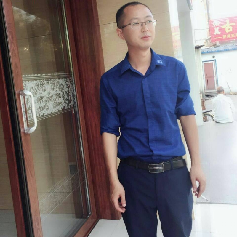 亦久懿旧的第一张照片--烟台相亲服务中心