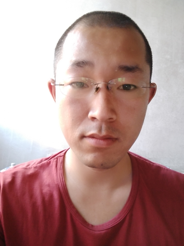 陌生吟的第一张照片--烟台相亲服务中心