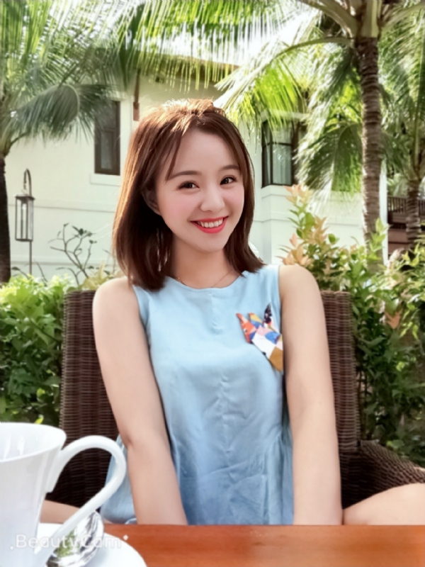 金玲789的第一张照片--烟台相亲服务中心