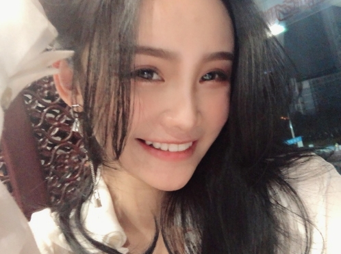 紫薇的第一张照片--烟台相亲服务中心