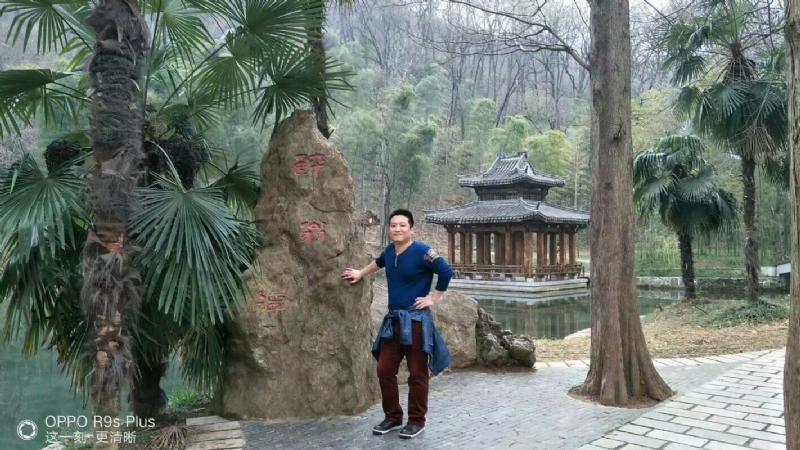 烦事用点心的第一张照片--烟台相亲服务中心