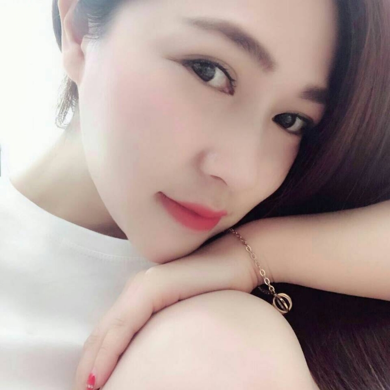 Emily的第一张照片--烟台相亲服务中心