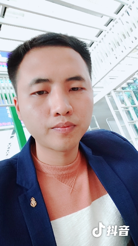 佳鑫的第一张照片--烟台相亲服务中心