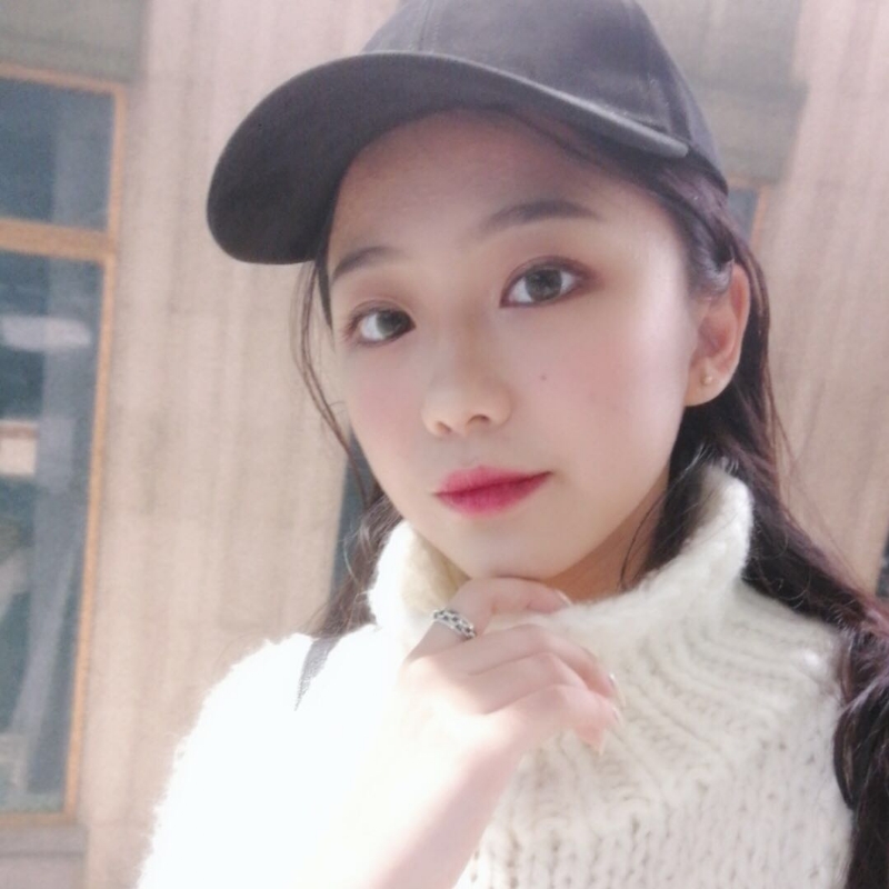 凉意的第一张照片--烟台相亲服务中心