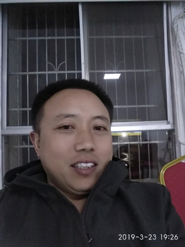 yunbo的第一张照片--烟台相亲服务中心