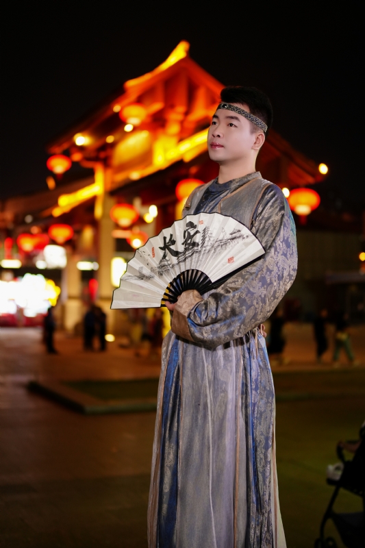 细辉的第一张照片--烟台相亲服务中心