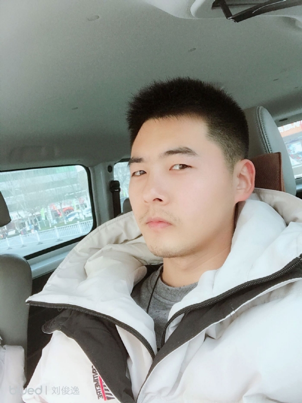 爱尽千帆的第一张照片--烟台相亲服务中心