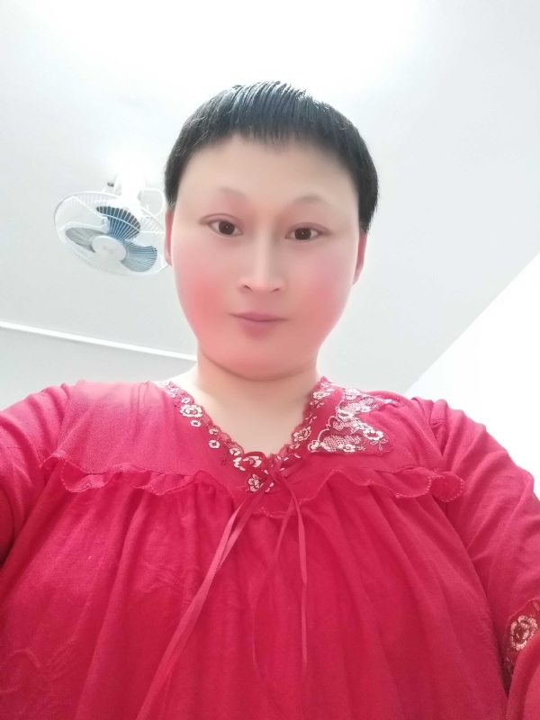 彩虹姐姐永不言弃的第一张照片--烟台相亲服务中心