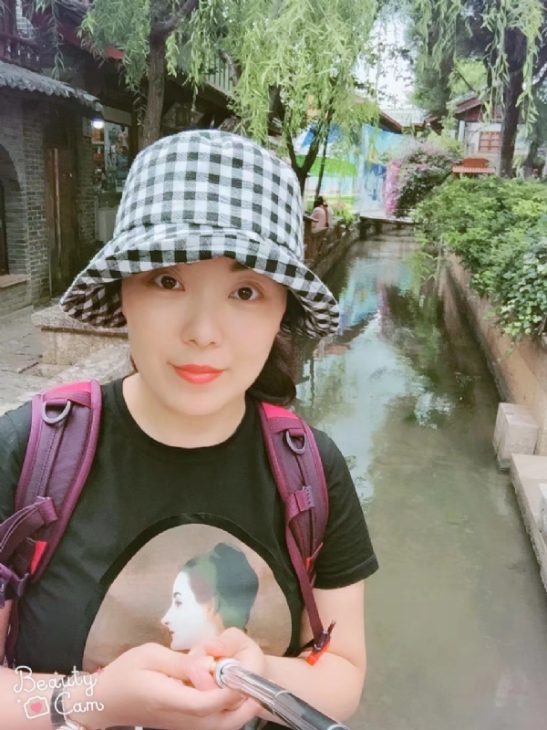 乐妞的第三张照片--烟台相亲服务中心