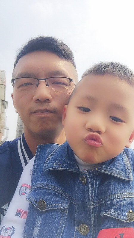 林松的第一张照片--烟台相亲服务中心