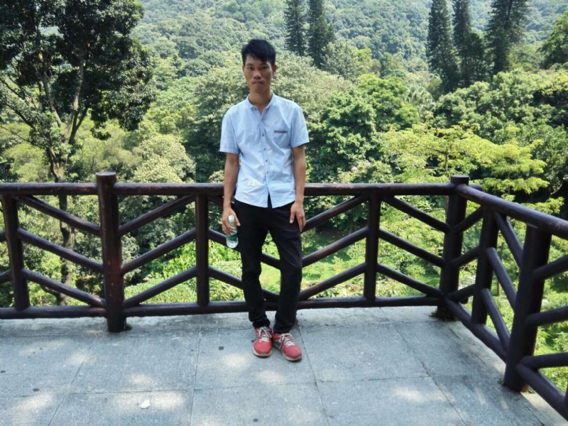 小进的第一张照片--烟台相亲服务中心