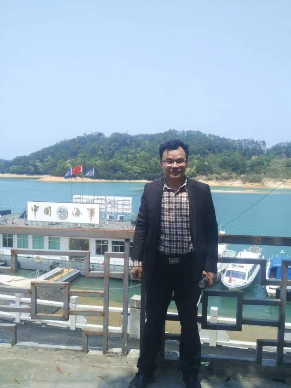 三哥的第一张照片--烟台相亲服务中心