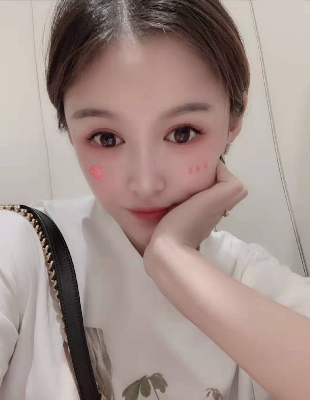 fei菲儿的第一张照片--烟台相亲服务中心