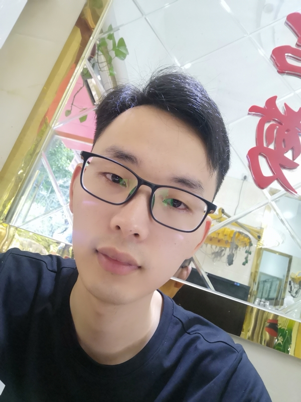 嗨喽先生的第一张照片--烟台相亲服务中心