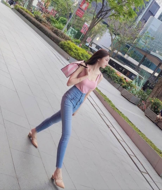 lilyzy的第一张照片--烟台相亲服务中心