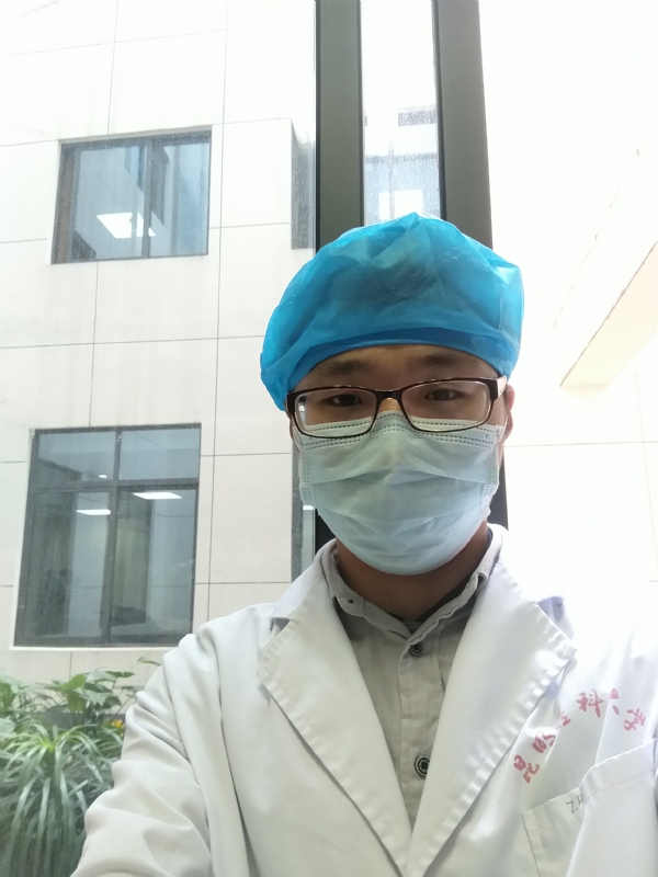 口腔小医生的第一张照片--烟台相亲服务中心