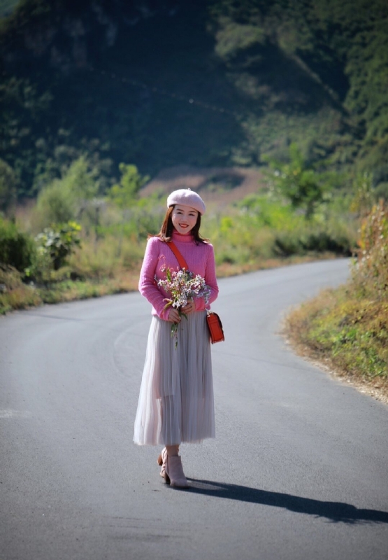 素年锦时的第二张照片--烟台相亲服务中心