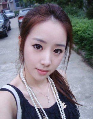 小可爱的第一张照片--烟台相亲服务中心