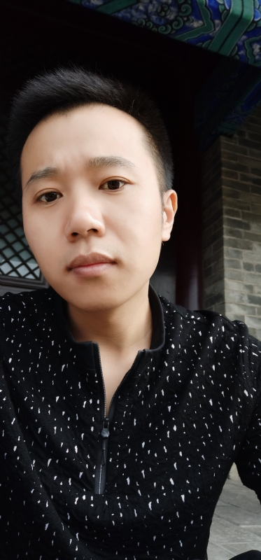 大象随风的第一张照片--烟台相亲服务中心