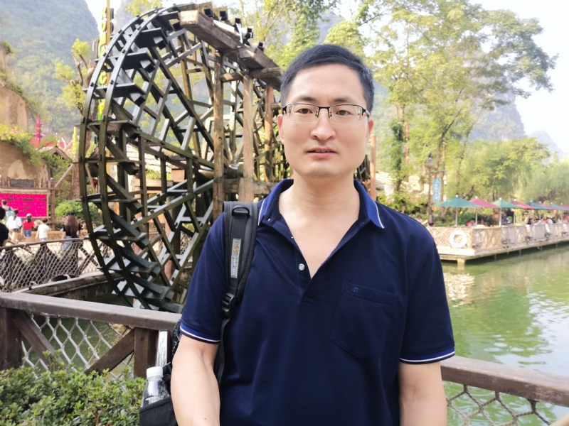 一笑而过的第一张照片--烟台相亲服务中心