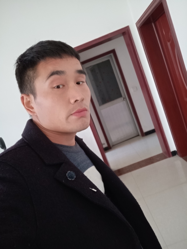 醒醒吧兄弟的第一张照片--烟台相亲服务中心