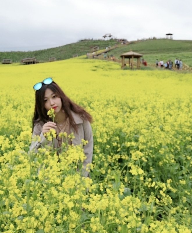 小桃花的第二张照片--烟台相亲服务中心