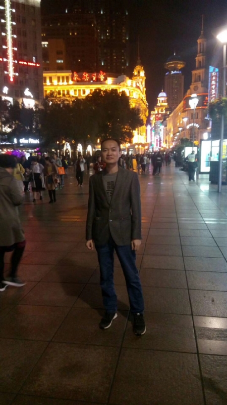 水池养鱼的第一张照片--烟台相亲服务中心