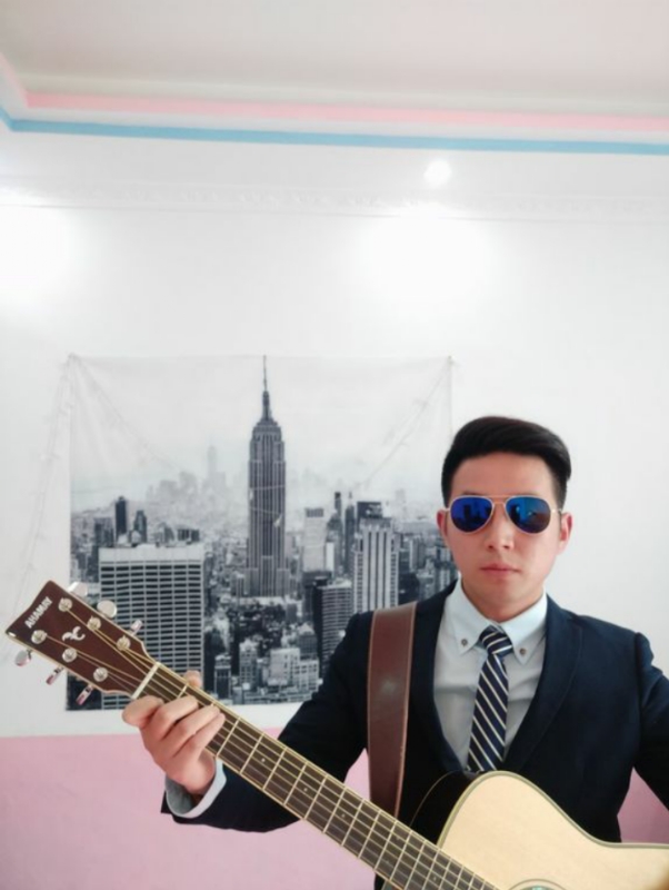 知心男友的第一张照片--烟台相亲服务中心