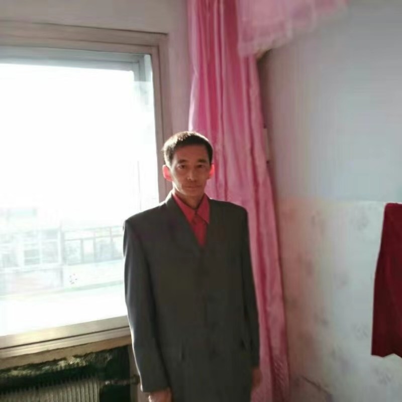 阳光明媚的第一张照片--烟台相亲服务中心