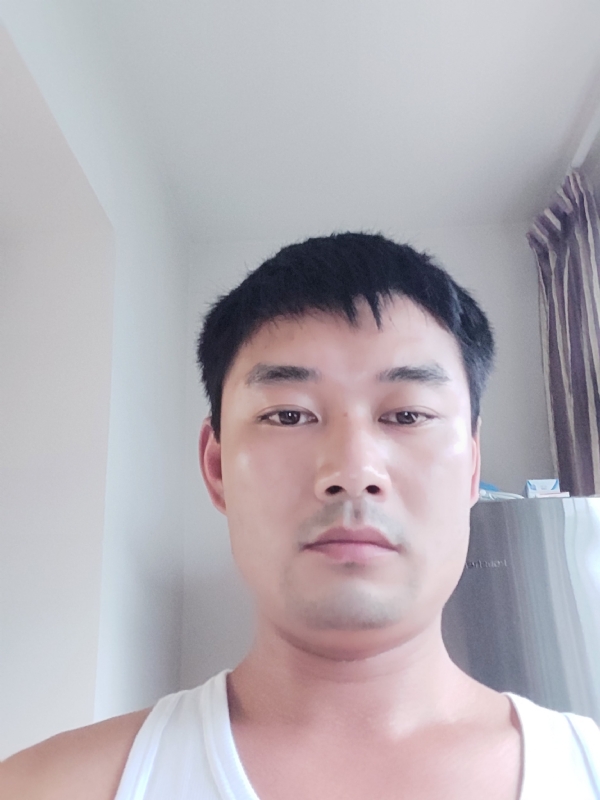 MM的第二张照片--烟台相亲服务中心