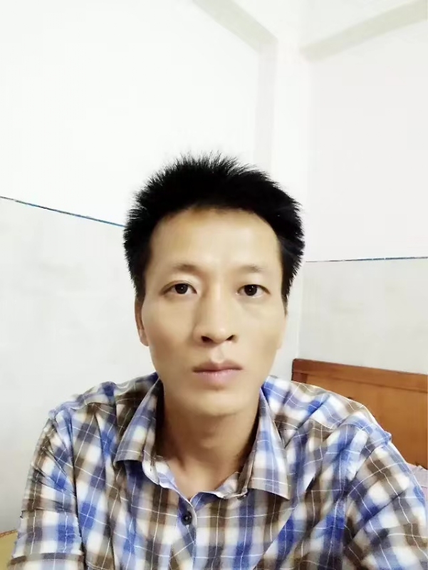 流年未亡的第一张照片--烟台相亲服务中心