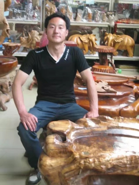 春暖花开的第一张照片--烟台相亲服务中心