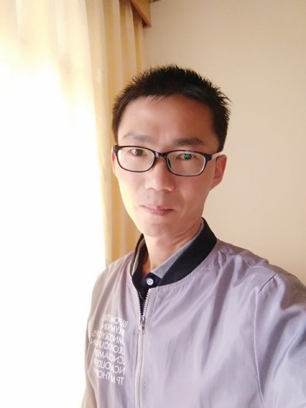 平凡的风的第二张照片--烟台相亲服务中心