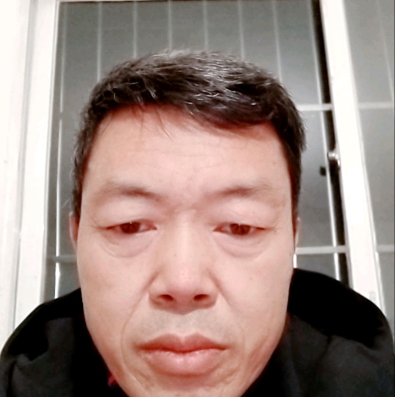 心静的第一张照片--烟台相亲服务中心