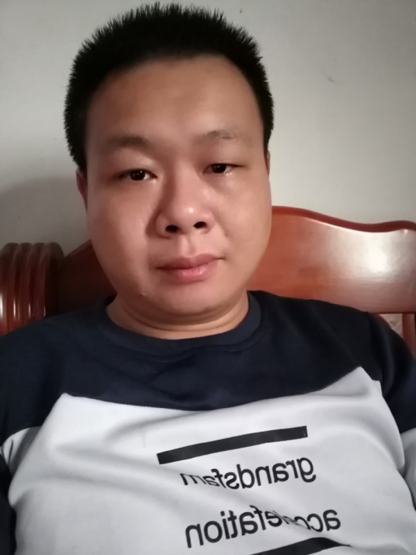 飞的第一张照片--烟台相亲服务中心