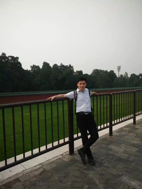 牛郎的第三张照片--烟台相亲服务中心