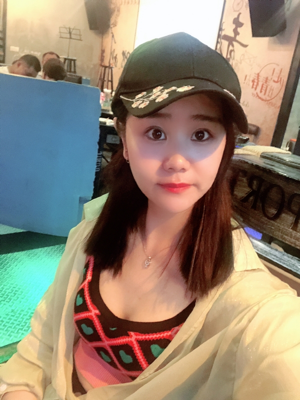 沐秋的第一张照片--烟台相亲服务中心