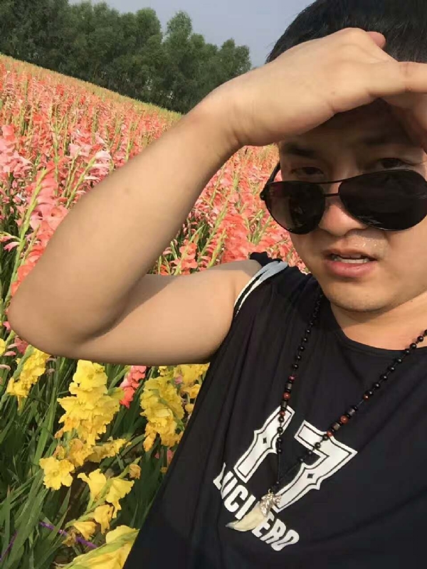 QH-蓝细胞的第一张照片--烟台相亲服务中心